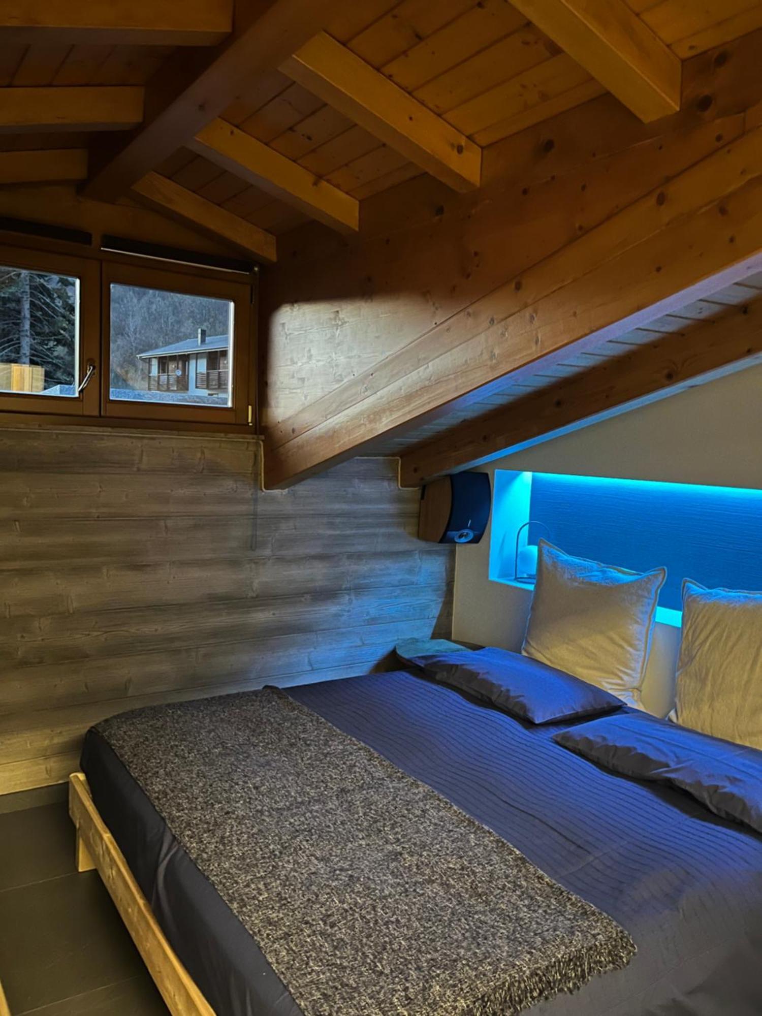 Veduta Dell'adamello Hotel Temù