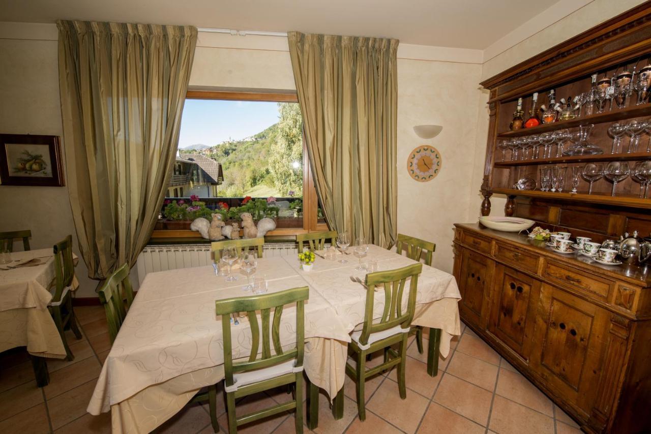 Veduta Dell'adamello Hotel Temù
